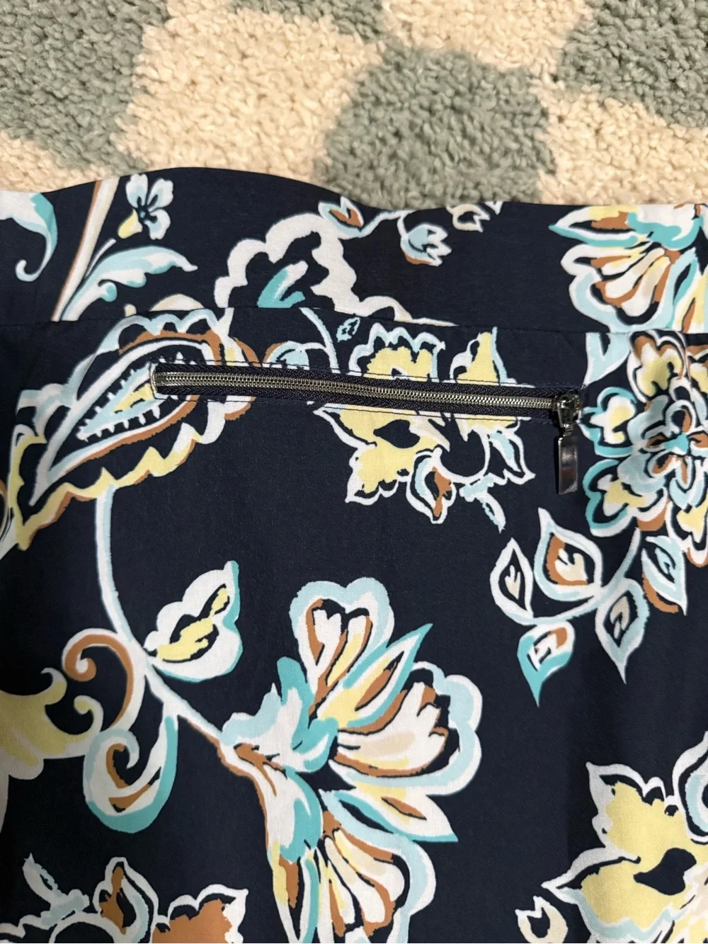CHICOS navy blue floral pull on modest athletic skort mini skirt comfort summer